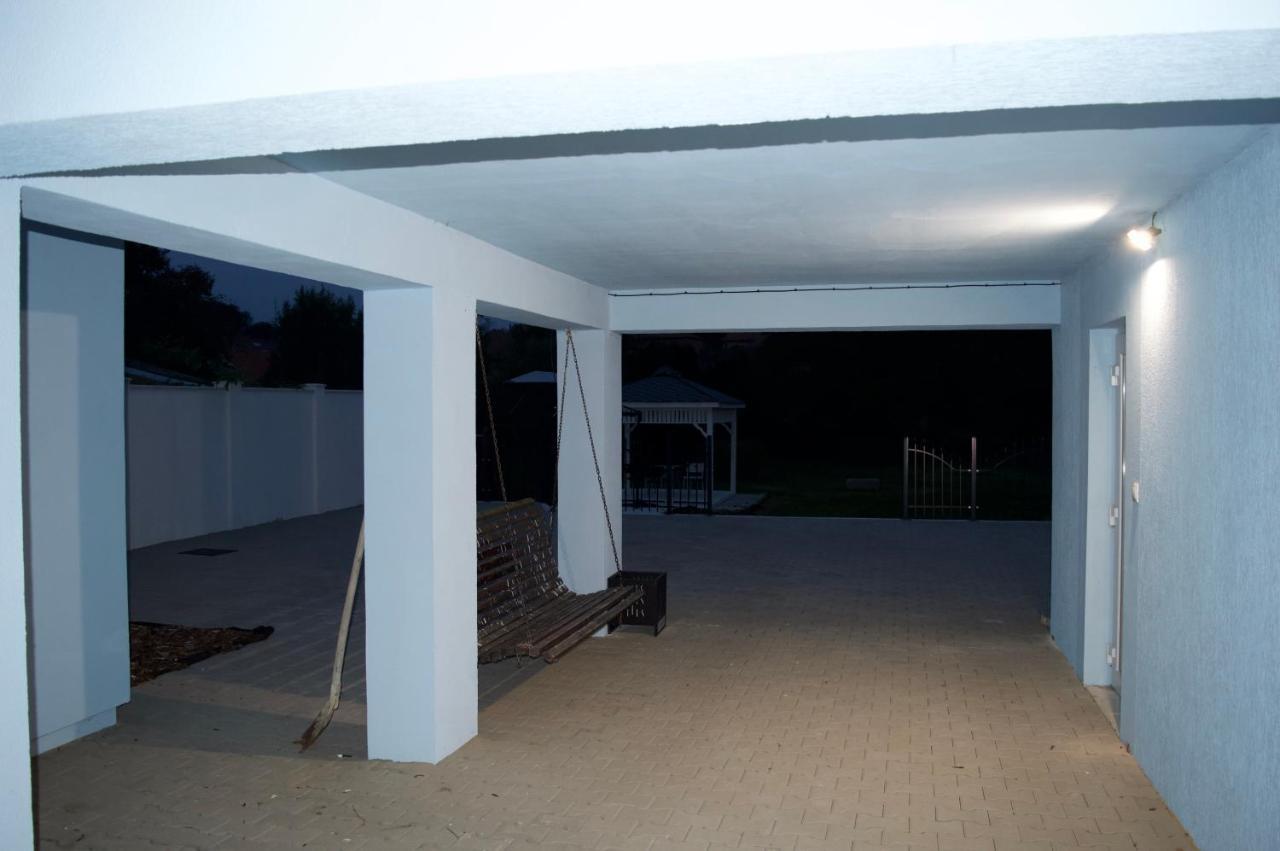 Apartmany Modry Dom Podhájska エクステリア 写真